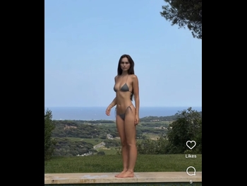  alt="Lily Easton"
