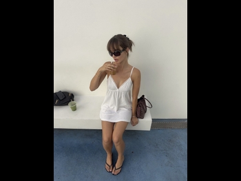  alt="Lily Easton"