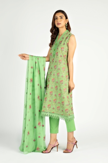 Zainab Mazhar