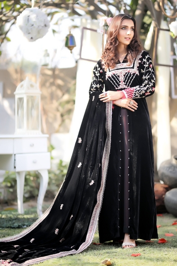 Zainab Mazhar