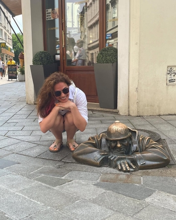 Özge Borak