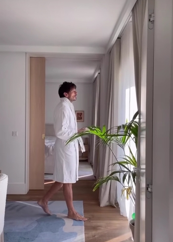 Andrés Velencoso