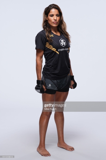 Julianna Peña