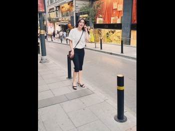  alt="Amna Malik"