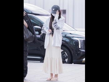  alt="Lee Hyun-seo"