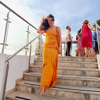 Manuela González