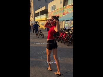  alt="Andrea Bezdekova"