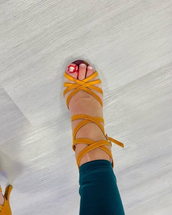 Maria León