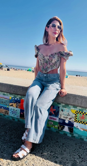 Maria León
