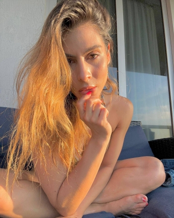 Maria León
