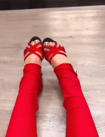 Maria León