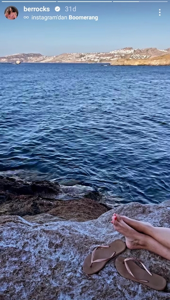 Berrak Tüzünataç