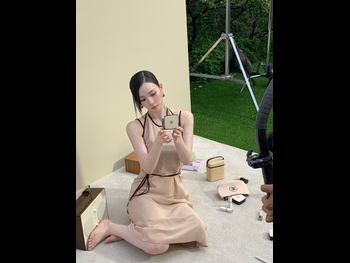  alt="Karina"