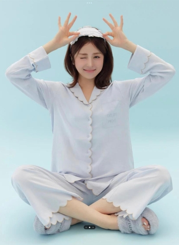 Huh Yun-jin