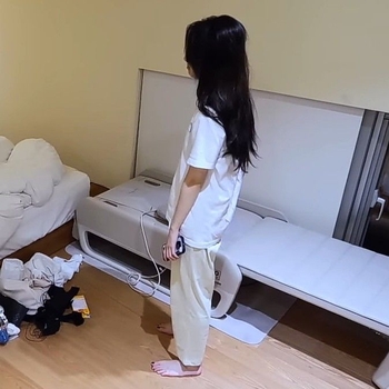 Huh Yun-jin