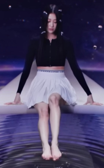 Huh Yun-jin