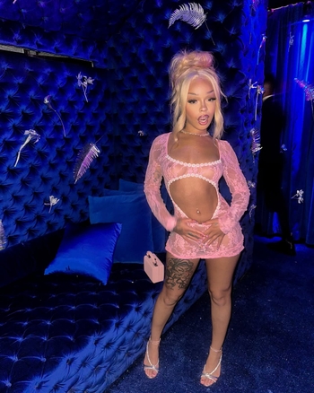 Honey Bxby