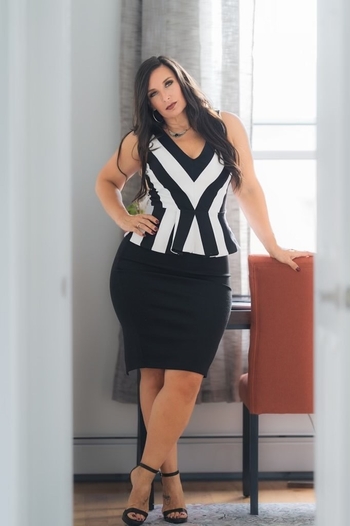 Tamara Lee
