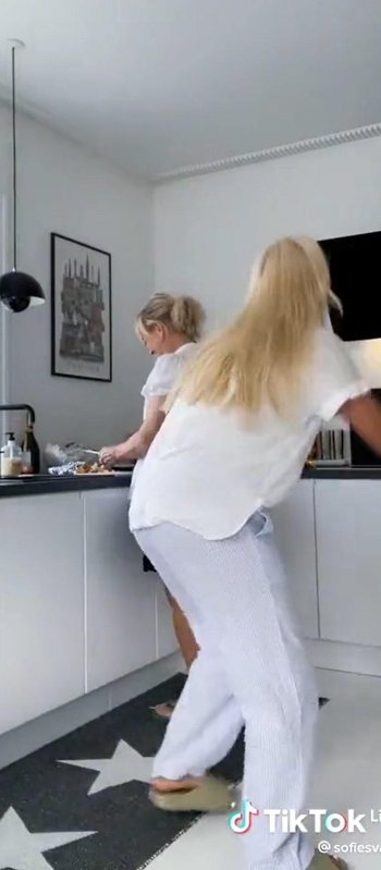Sofie Svava