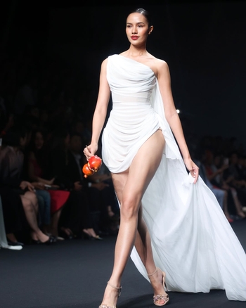 Suchata Chuangsri