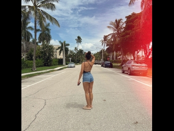  alt="Stephanie Mautone"