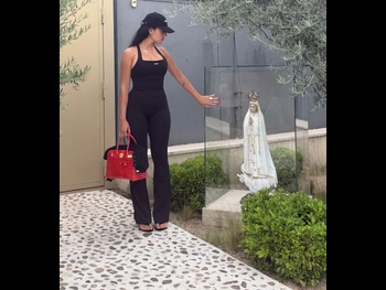  alt="Georgina Rodriguez"