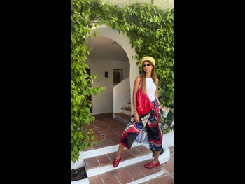  alt="Malika Menard"