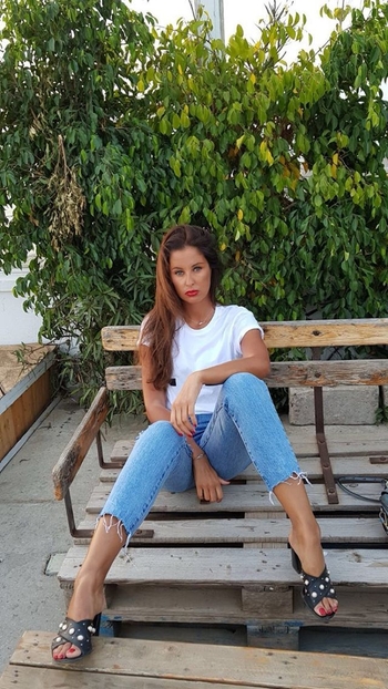 Malika Ménard