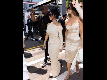  alt="Khloe Kardashian"