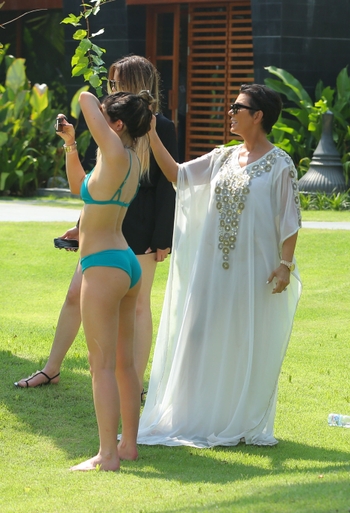 Khloé Kardashian
