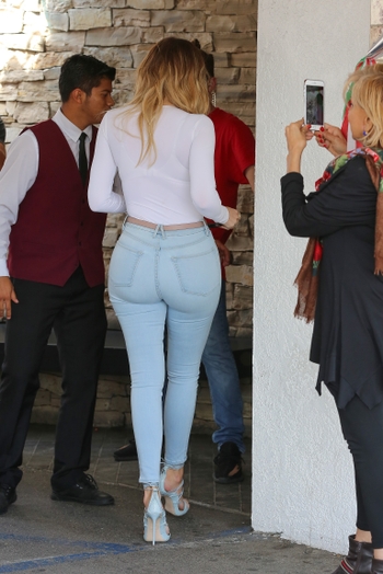 Khloé Kardashian
