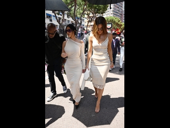  alt="Khloe Kardashian"