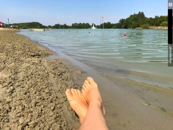 Dóra Szinetár