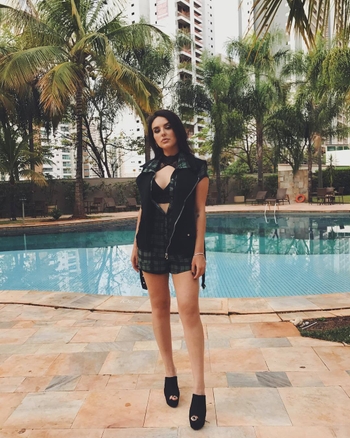 Kéfera Buchmann