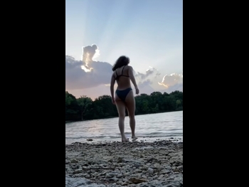  alt="Aubrey Anderson-emmons"