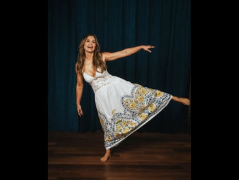  alt="Flavia Alessandra"