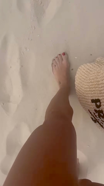 Flávia Alessandra