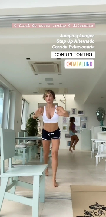 Flávia Alessandra