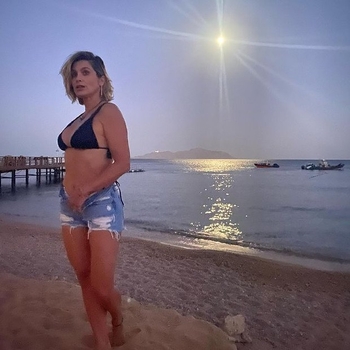 Flávia Alessandra