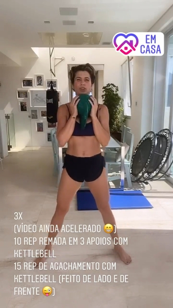 Flávia Alessandra