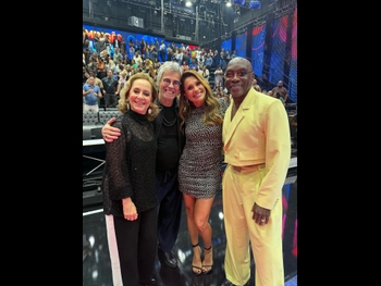  alt="Flavia Alessandra"
