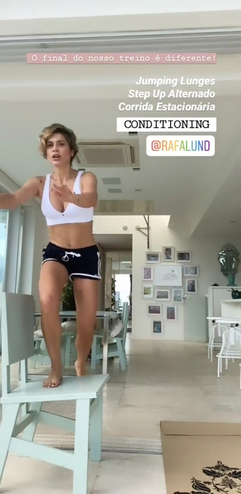 Flávia Alessandra