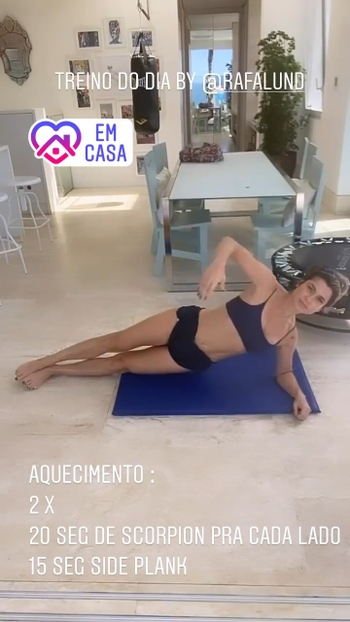Flávia Alessandra