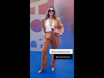  alt="Flavia Alessandra"