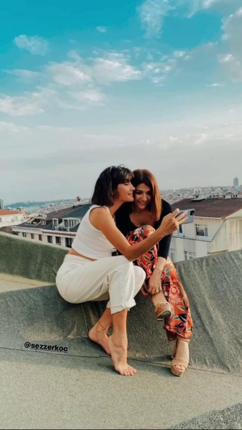 Aybüke Pusat