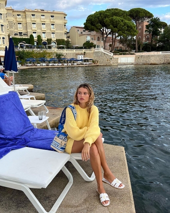 Chloé Lecareux