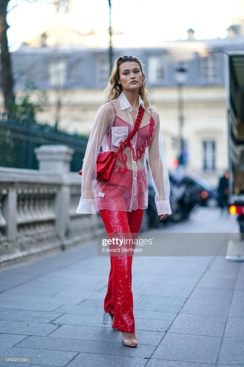 Chloé Lecareux