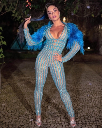Aline Campos