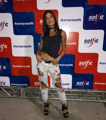 Aline Campos