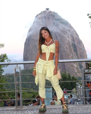 Aline Campos